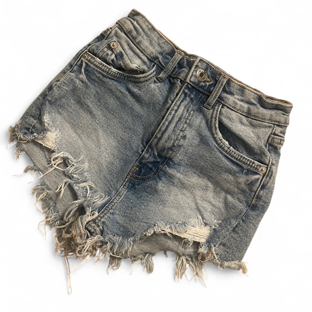 Zara Blue Frayed Hem Jean Shorts